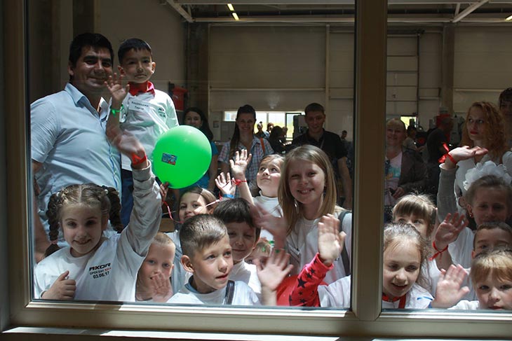 Компания AXOR INDUSTRY провела первый Open Day Kids для детей сотрудников