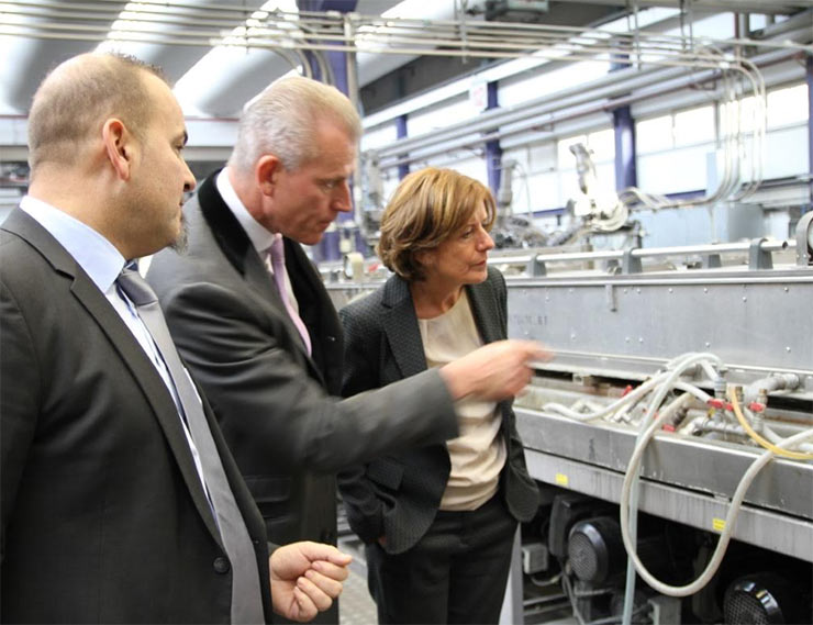 Премьер-министр земли Рейнланд-Пфальца посетила завод profine Group в Пирмазенсе