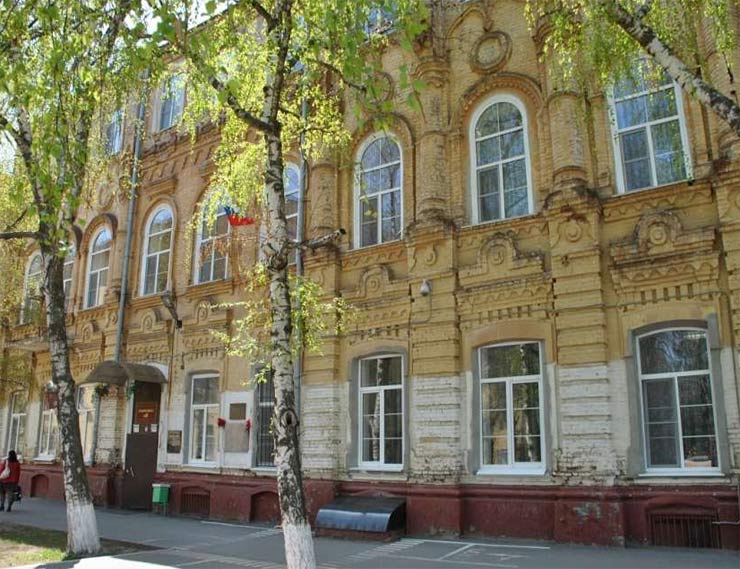 В 622 школах и детсадах Волгоградской области заменят окна