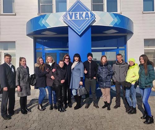 Состоялась деловая встреча представителей VEKA Rus и компании «Фабрика Окон» 