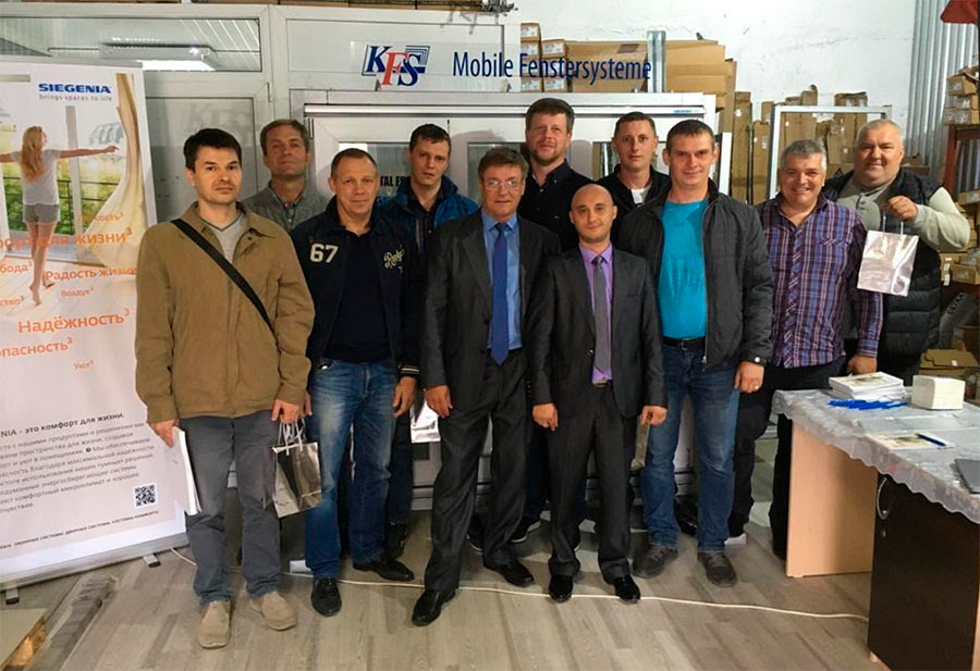 SIEGENIA и «СибФур» помогают оконным компаниям Барнаула развивать новое направления бизнеса 