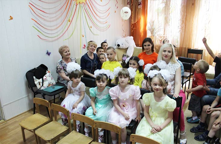 AXOR INDUSTRY организовала праздник для детей из детского приюта