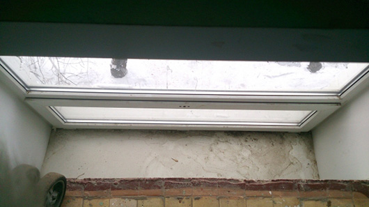 «Ходить страшно»: пермяки жалуются на отсутствие защитных решеток в подъезде Оригинал материала: http://59.ru/text/newsline/232985991577600.html?full=3 «Ходить страшно»: пермяки жалуются на отсутствие защитных решеток в подъезде