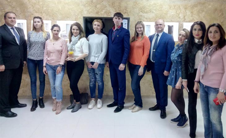 «Окна во всю стену» и REHAU: системная работа с экспертами из Татарстана продолжается
