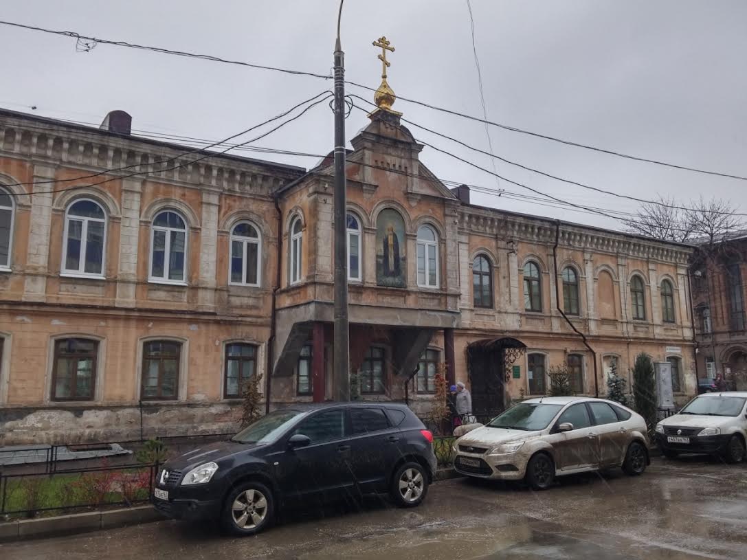 activPilot от Winkhaus в новых окнах православной гимназии