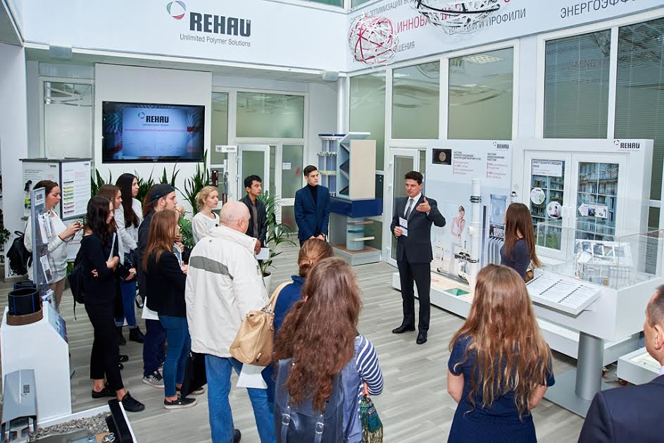 Компания REHAU провела семинар для молодых архитекторов