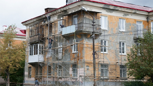 В Первоуральске на старых домах появятся «французские балконы»