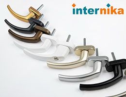 Противовзломное окно с фурнитурой Internika class= Противовзломное окно с фурнитурой Internika