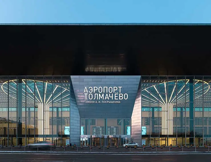 Между небом и землей: футуристичный облик обновленного аэропорта “Толмачево” с остеклением от Larta Glass