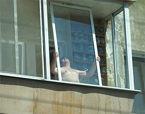 Спекулянты под видом оконщиков разводят челябинцев 