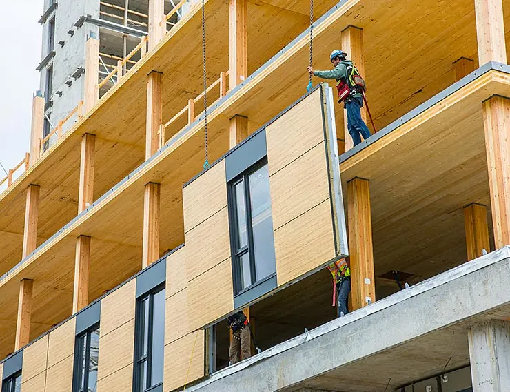 Минстрой и МЧС утвердили план по развитию деревянного домостроения в России до 2024 года