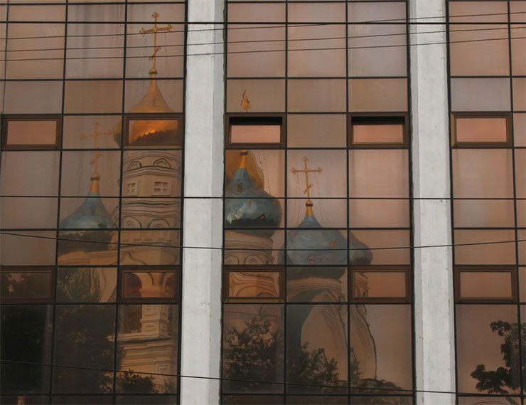 Москве понадобится остеклить 10 новых храмов