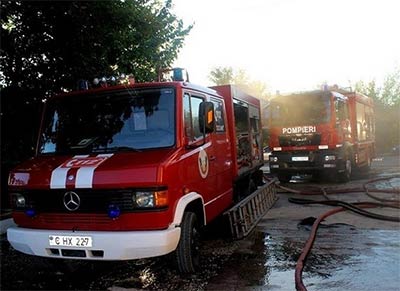 Пожар произошел в цехе по производству пластиковых окон в Кишиневе 