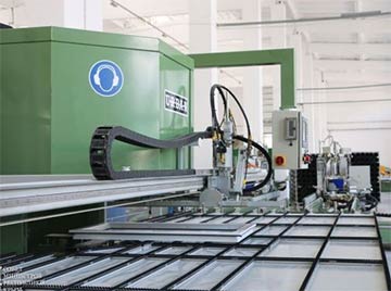 Новое предприятие по производству пластиковых окон открылось в Крыму