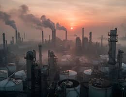 Азиатские производители полимеров готовятся приостановить выпуск продукции