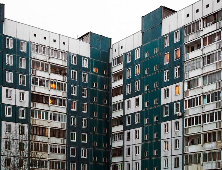 Петербуржцам запретили самостоятельно согласовывать остекление балконов