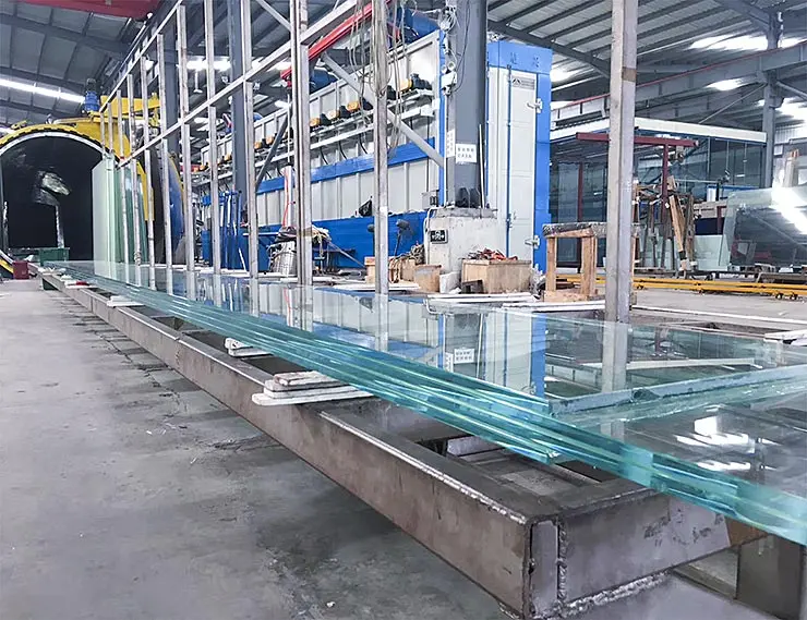 Производитель закаленного стекла из Чувашии получит господдержку