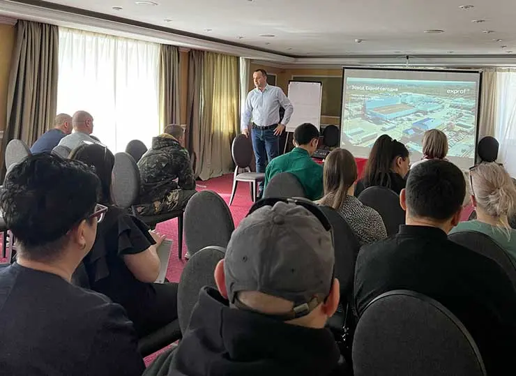 «ЭксПроф» провел оконные семинары на крайнем востоке Казахстана