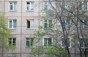 Саратовские полицейские раскрыли дело о мошенничестве с пластиковыми окнами полугодовой давности