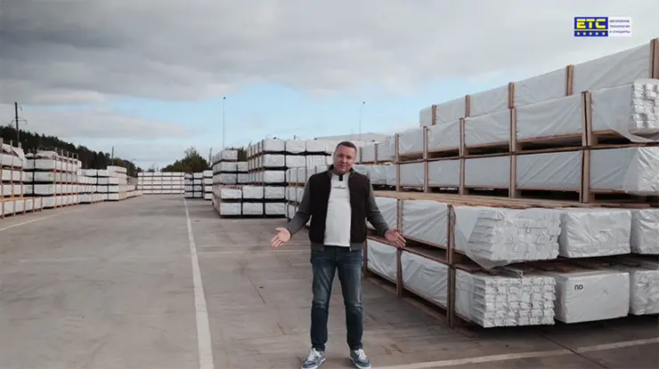 Стратегия запаса профилей и комплектующих, как гарантия надежности в высокий сезон