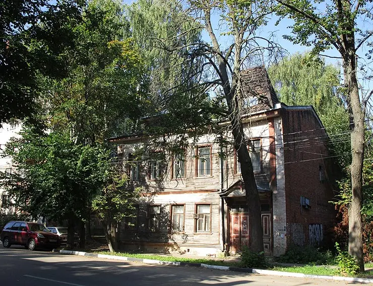 Стеклянные кирпичи Фальконье обнаружили в доме Щелухиной в Нижнем Новгороде
