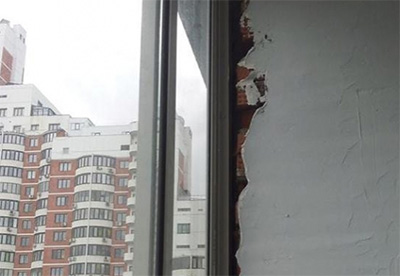 Власти Москвы выплатят компенсации переселенцам после их жалобы в ФСБ на непригодное новое жилье
