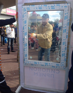 Окно от VEKA прошло очередное испытание в «Силовом приеме»