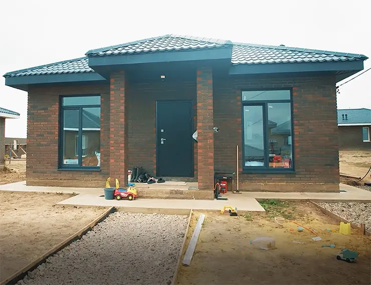 Окна VEKA в доступном загородном доме