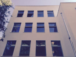 Компания «Окна-Стар» к 1 сентября остеклила московский физико-математический лицей 