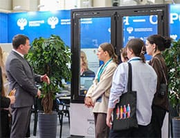 VEKA на «КазаньФоруме 2026»: эталонное окно, технадзор и 600 студентов