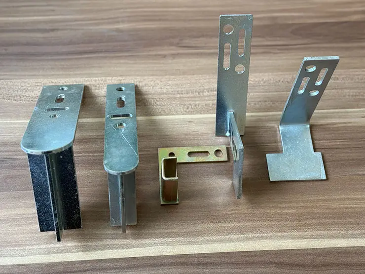 Специальные вкладыши WinFIX для укрепления монтажа соединителей в оконных конструкциях