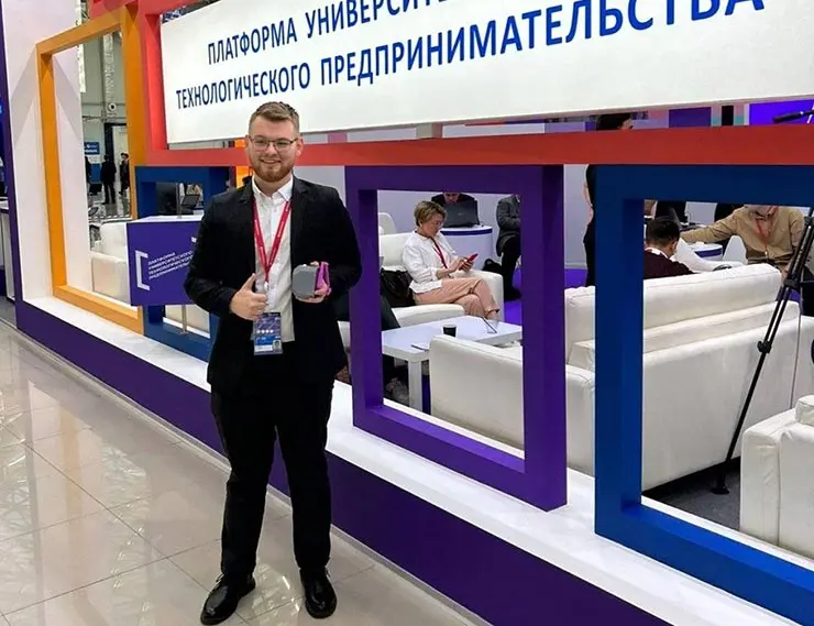 Проект инновационного окна представил на конгрессе в Сочи молодой учёный из Великого Новгорода 