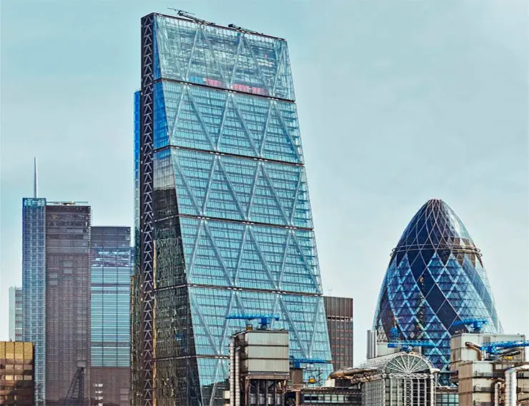 Фурнитура Roto AL на высоте лондонского неба