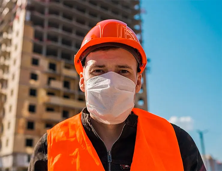 В России регламентировали работу строителей в условиях пандемии