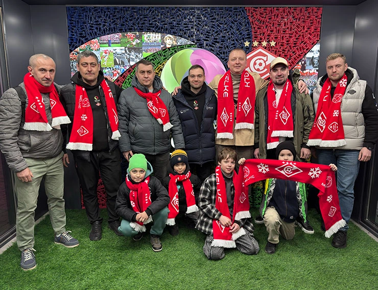 Команда ГК «Пластика Окон» и Melke на матче «Спартак» – «Динамо Москва»