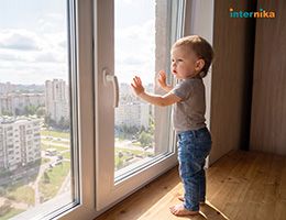 Детская безопасность без замены окна: как работает оконная фурнитура Internika Tilt First class= Детская безопасность без замены окна: как работает оконная фурнитура Internika Tilt First