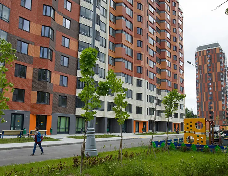 Собянин сообщил, что в Москве по реновации ежегодно будут вводить 3-4 млн кв. м жилья