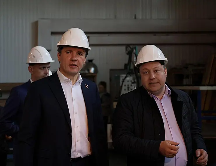 Губернатор Белгородской области посетил стекольный завод «Остек»