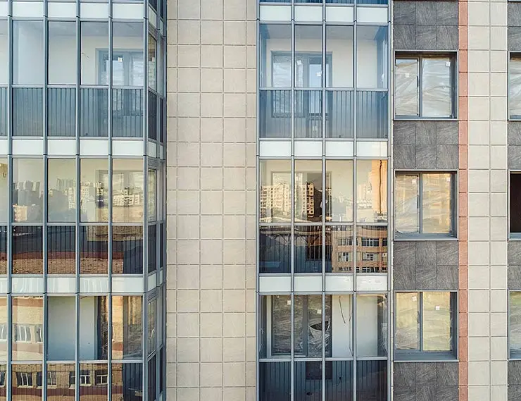 Около 60% покупателей назвали балконы приоритетом для покупки жилья