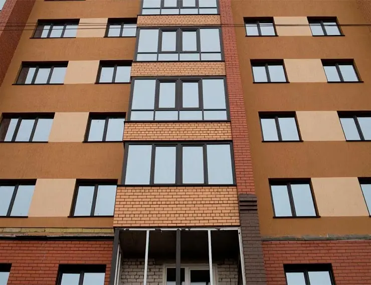 Что делать дольщику, если застройщик поставил не те окна, решал ВС