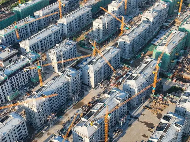 Хуснуллин: до 2030 года в России предстоит построить более миллиарда квадратных метров