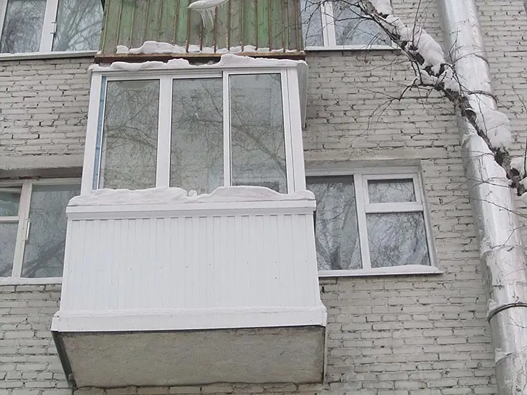 Эксперты «ВсеИнструменты.ру» дали россиянам советы по утеплению балкона