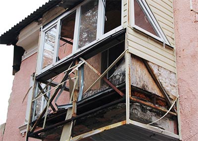  Захламление балкона привело к пожару в многоэтажке Хабаровска