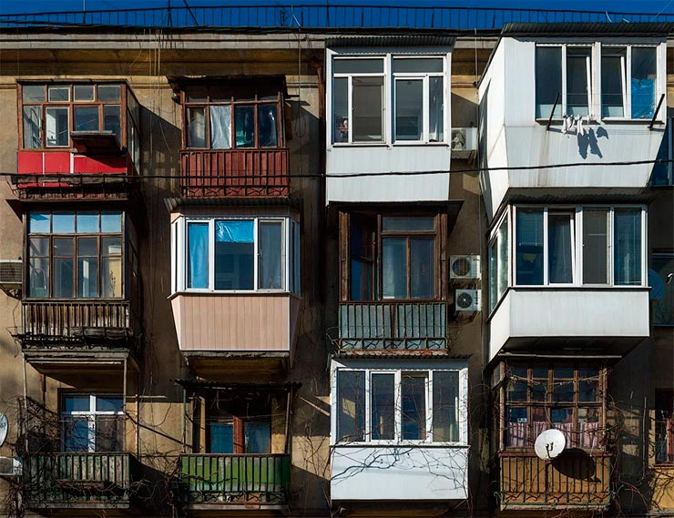 Спикер петербургского парламента вспомнил, как сам стеклил балкон