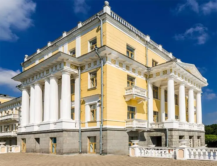 VEKA приглашает: Открытая дискуссия на выставке Denkmal. Уместны ли пластиковые окна в исторических зданиях?