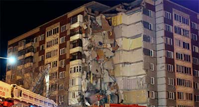 СМИ: Причиной обрушения дома в Ижевске могли стать пластиковые окна
