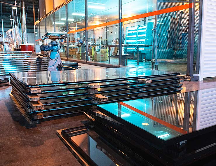 Производство уникальных крупноформатных изделий из стекла откроется в Старом Осколе
