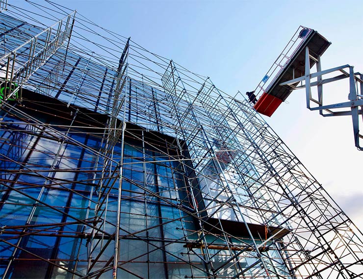 В Минстрое намерены добиваться повышения оплаты строительного труда