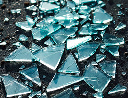 Глава Севастополя раскритиковал организацию замены окон в домах после атак ВСУ