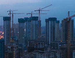 Доля проблемных новостроек в ряде регионов РФ может достигать 30% class= Доля проблемных новостроек в ряде регионов РФ может достигать 30%